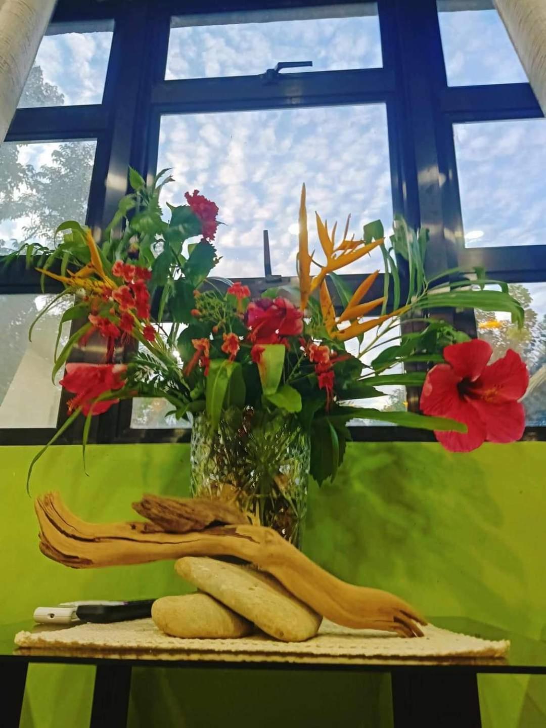 Gbu Loboc River Guesthouse Luaran gambar